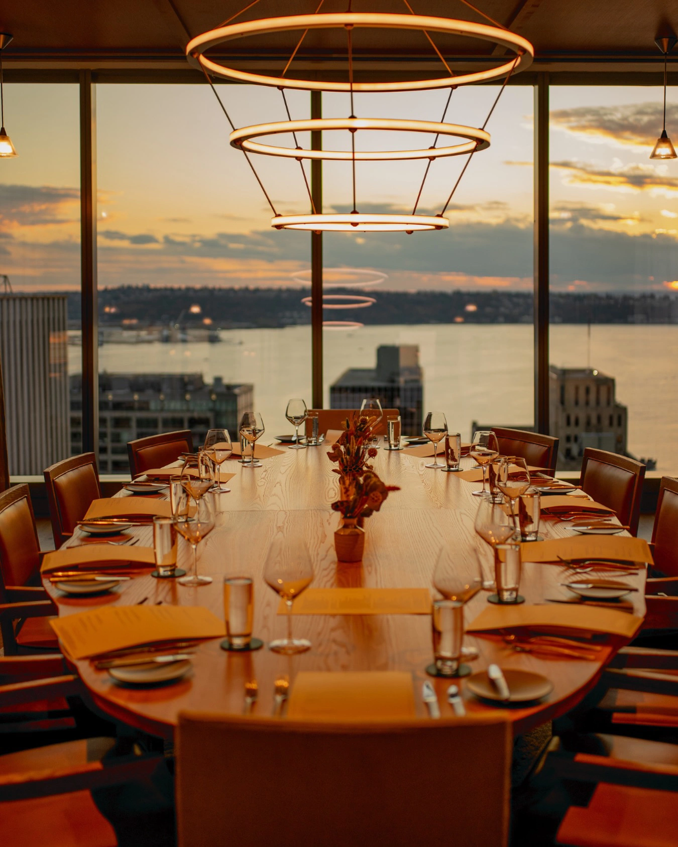 Charlotte Restaurant and Lounge on the 16th floor of the Lotte Hotel Seattle